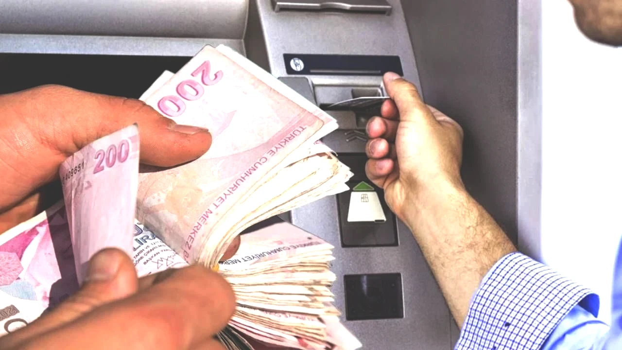 Hangi banka ne kadar emekli maaşı promosyonu veriyor: 3 haneli rakama çıktı - Sayfa 9