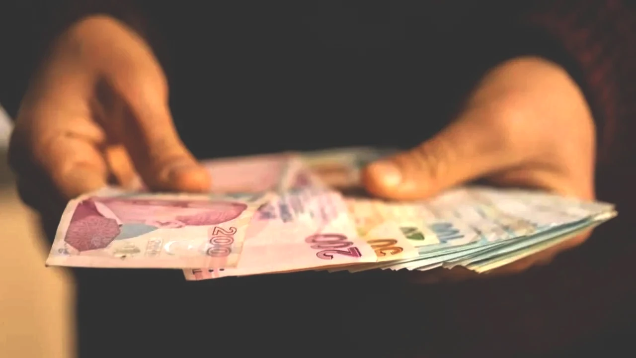 Hangi banka ne kadar emekli maaşı promosyonu veriyor: 3 haneli rakama çıktı - Sayfa 10